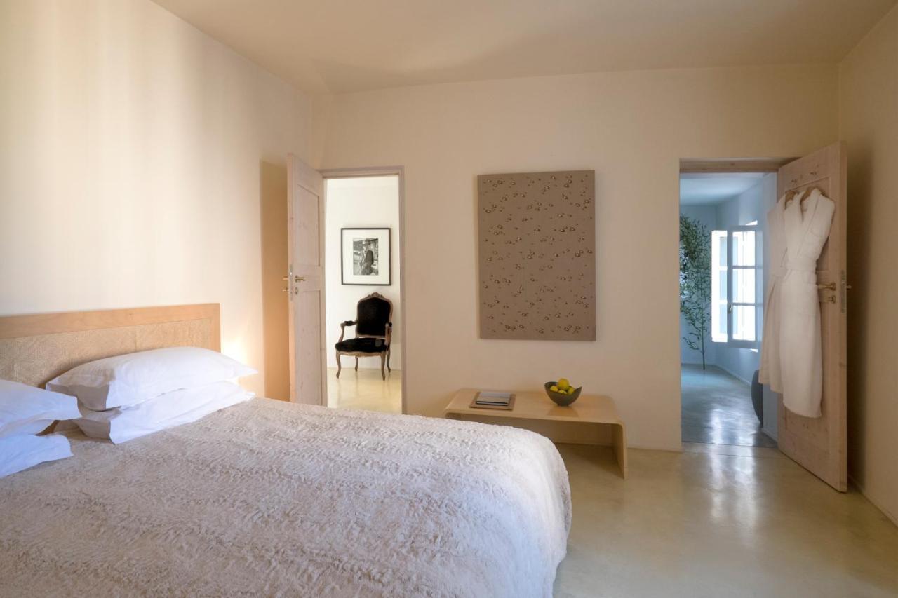 Domaine Des Andeols Hotel Saint-Saturnin-d'Apt Ruang foto